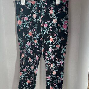Counterparts black floral cropped pants size 12p petite